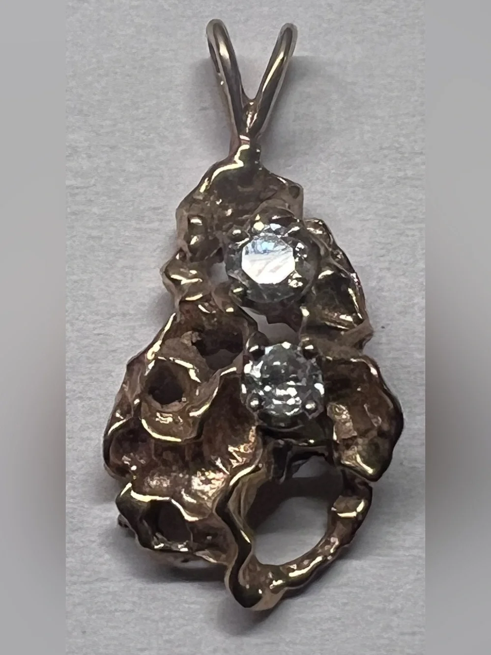 14K charm 2.7g diamond duo yellow gold Nugget pendant late 70s vintage authentic